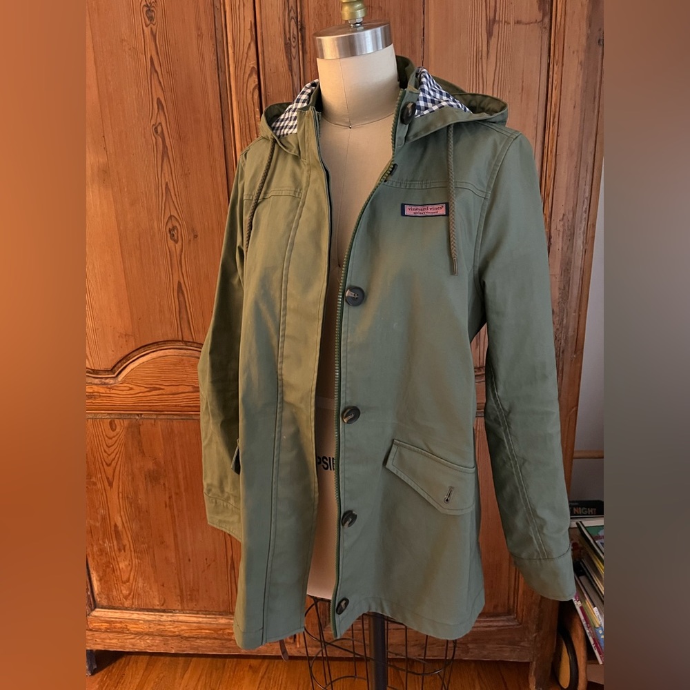 Vineyard Vines Raincoat